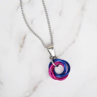 Chainmail Swirl Pendant - Bisexual - dom+bomb